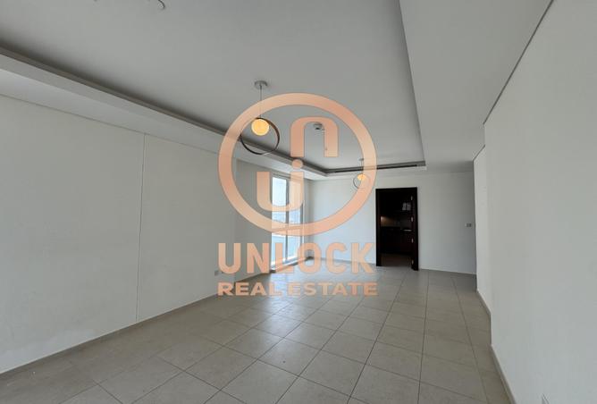 952272 - Property Image 3