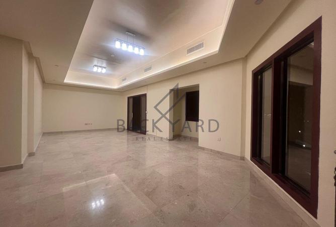 964358 - Property Main Image