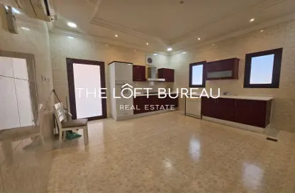 Villa - 6 Bedrooms for rent in East Gate - West Bay Lagoon - Doha