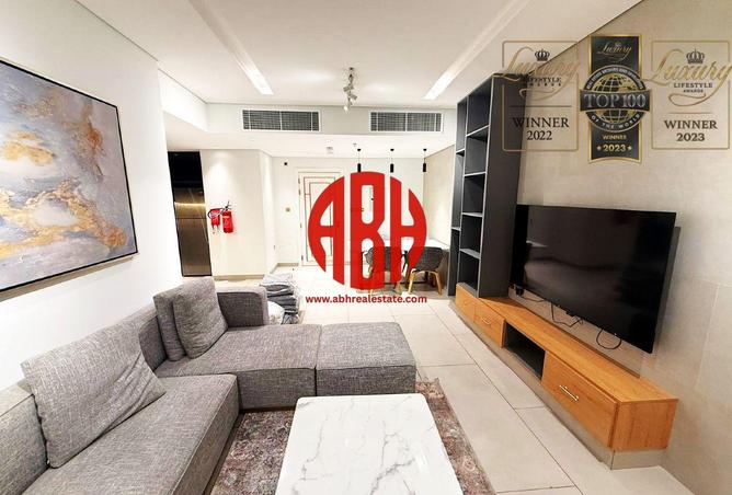 989388 - Property Main Image