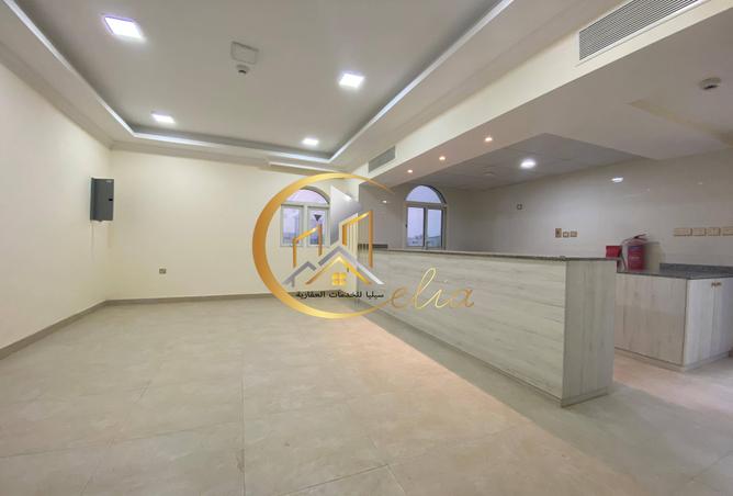 935494 - Property Image 2