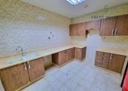 شقة - 2 غرف نوم - 2 حمامات للكراء في شارع نجمه - نجمة - الدوحة