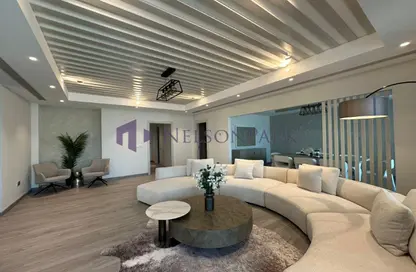 Apartment - 3 Bedrooms - 4 Bathrooms for rent in West Porto Drive - Porto Arabia - The Pearl Island - Doha