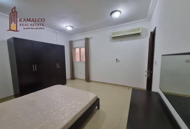 932840 - Property Image 3