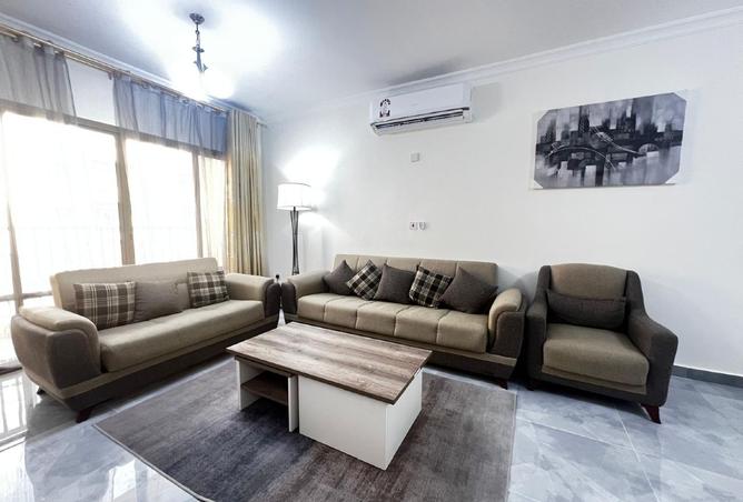 993110 - Property Image 2