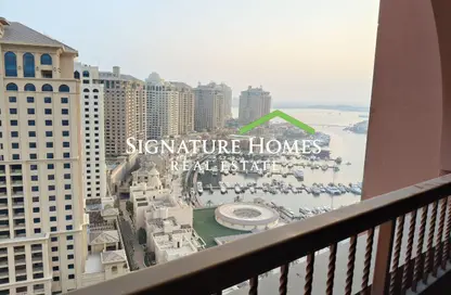 Apartment - 2 Bedrooms - 2 Bathrooms for rent in Tower 21 - Porto Arabia - The Pearl Island - Doha