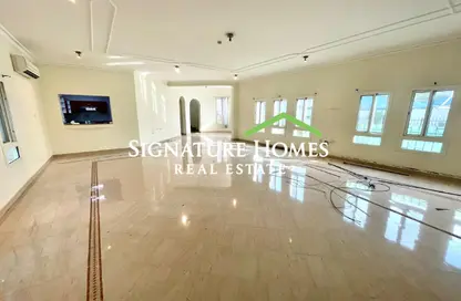 مجمع سكني - 3 غرف نوم - 4 حمامات للايجار في ليغتايفيا لاجوون - الخليج الغربي - الدوحة