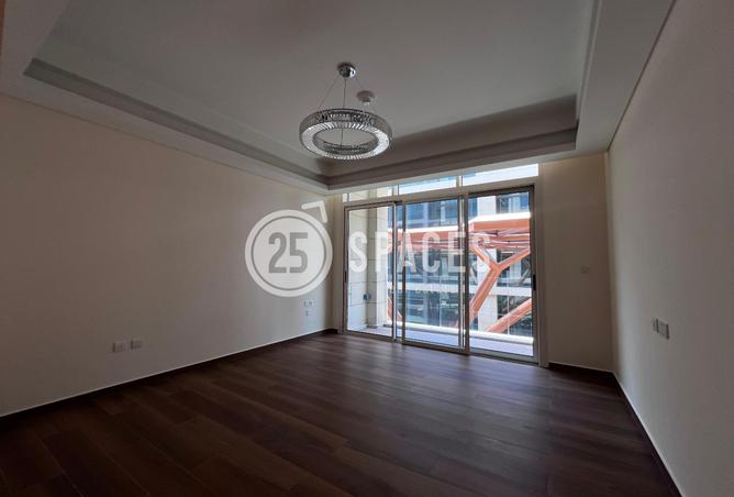 889235 - Property Image 3