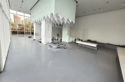 Shop - Studio for rent in Marina District - Lusail