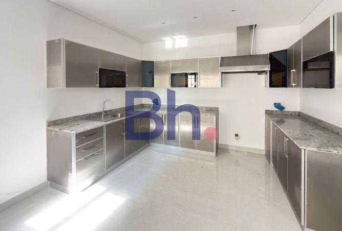 970537 - Property Image 3