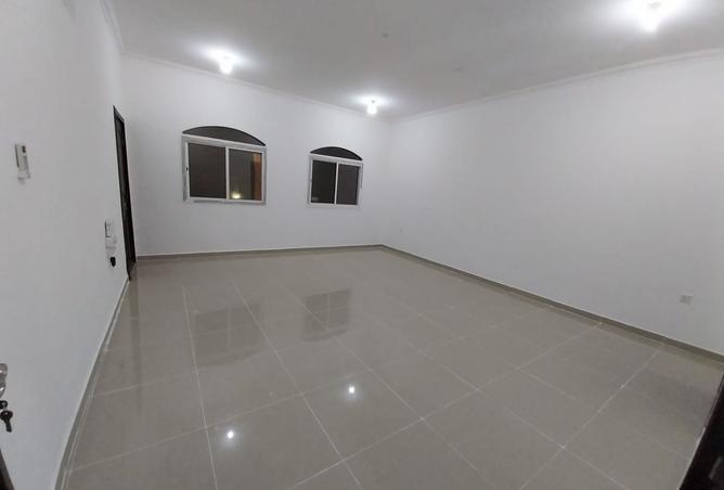 1002715 - صورة العقار 3