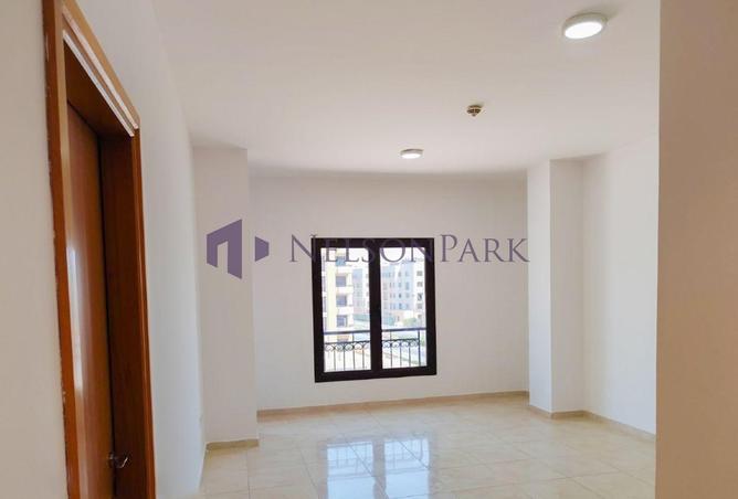 934277 - Property Image 2