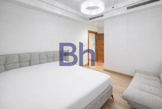 1002000 - Property Image 2