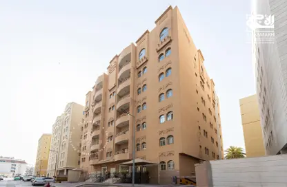 Apartment - 3 Bedrooms - 3 Bathrooms for rent in Gulf Residence 13 - Al Muntazah - Doha