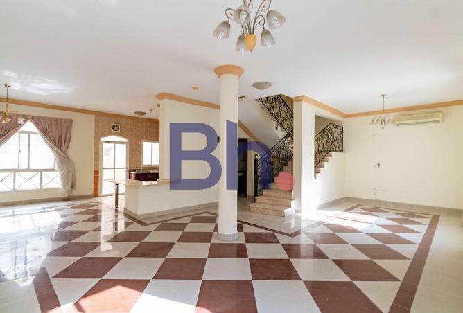 958030 - Property Main Image