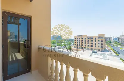 Apartment - 2 Bedrooms - 3 Bathrooms for sale in Catania - La Piazza - Fox Hills - Lusail