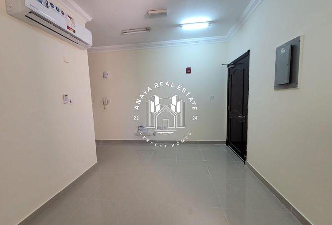 983183 - Property Main Image