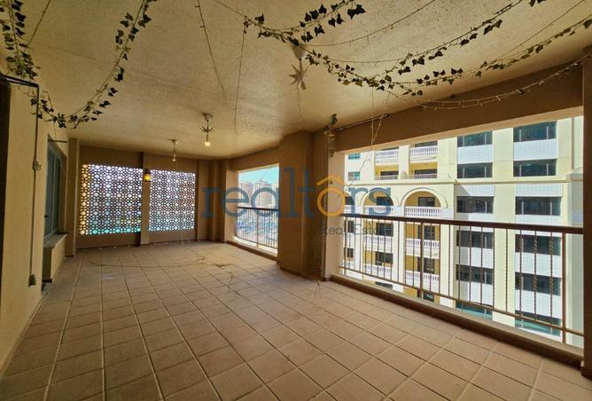 964877 - Property Main Image