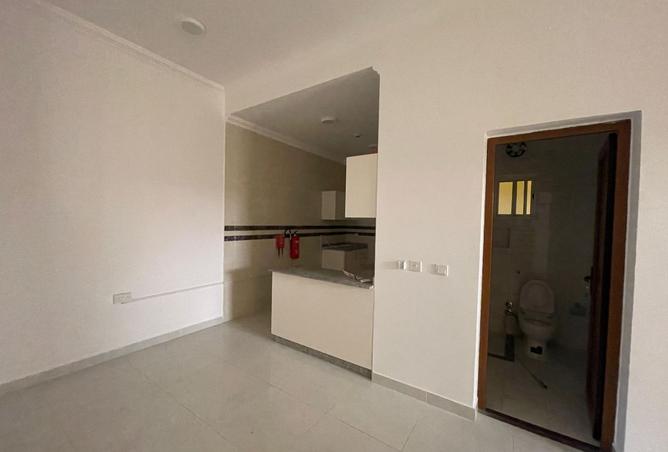 1003432 - Property Image 2