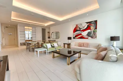 Apartment - 3 Bedrooms - 4 Bathrooms for rent in Floresta Gardens - Floresta Gardens - The Pearl Island - Doha