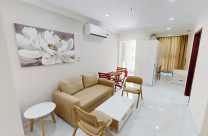 Apartment - Studio - 1 Bathroom for rent in Mesaimeer Road - Abu Hamour - Doha
