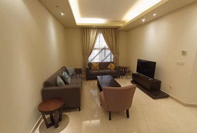 983569 - Property Image 2