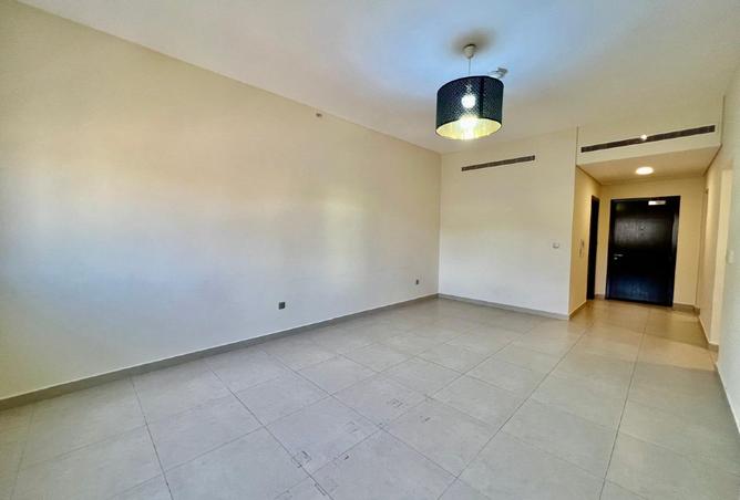 929229 - Property Image 2