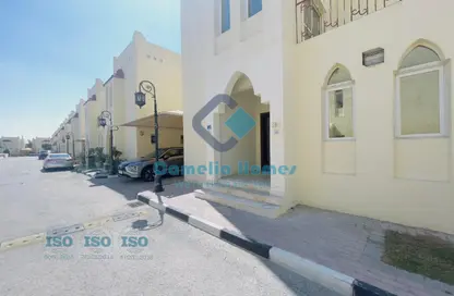 مجمع سكني - 4 غرف نوم - 5 حمامات للايجار في شارع الوعب - الوعب - الدوحة