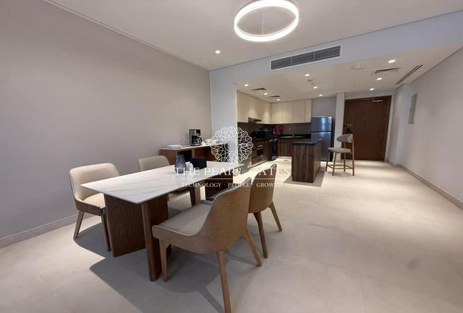 988397 - Property Image 2