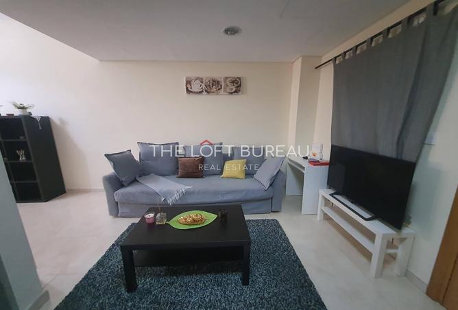 906347 - Property Image 2