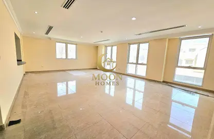 Apartment - 4 Bedrooms - 5 Bathrooms for rent in Old Airport Residential Apartments - Old Airport Road - Doha