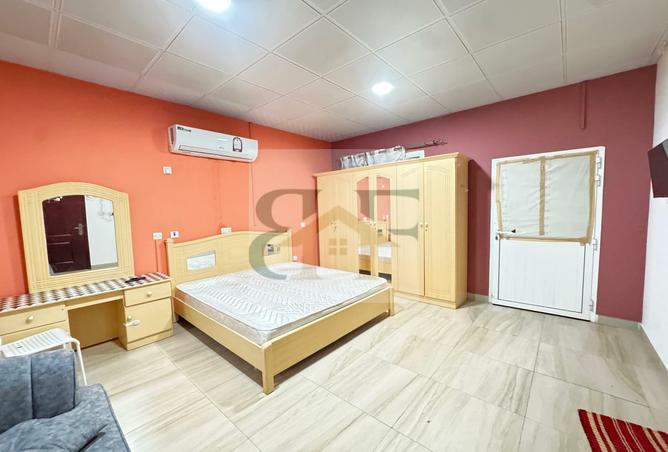 945317 - Property Main Image