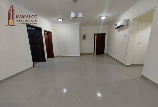 953887 - Property Image 2