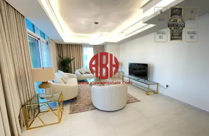 Apartment - 2 Bedrooms - 3 Bathrooms for rent in Gewan Island - The Pearl Island - Doha