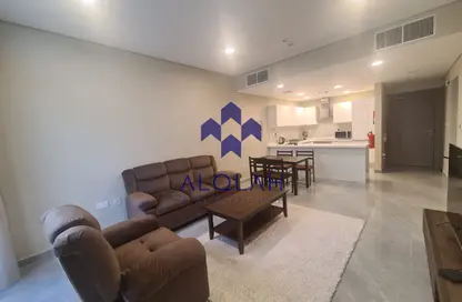 Apartment - 2 Bedrooms - 3 Bathrooms for rent in Giardino Apartments - The Pearl Island - Doha