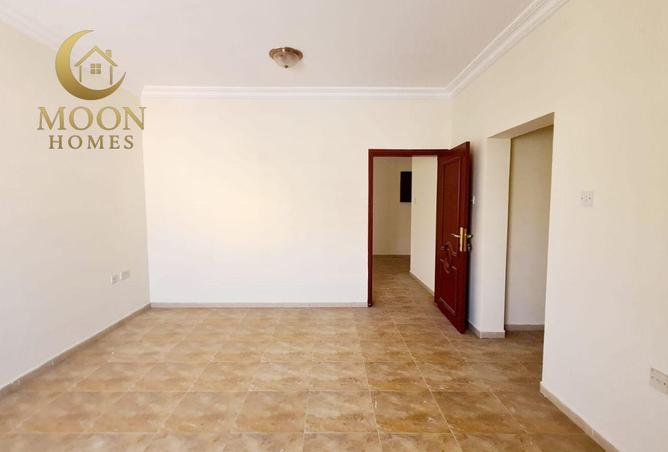 987681 - Property Main Image