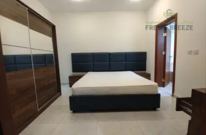 شقة - 2 غرف نوم - 3 حمامات للايجار في المنتزه - الدوحة