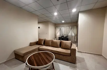 Apartment - 2 Bedrooms - 2 Bathrooms for rent in Al Zubair Bakkar Street - Al Sadd - Doha