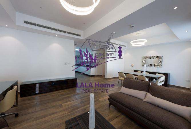 880114 - Property Image 2
