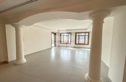 Townhouse - 2 Bedrooms - 3 Bathrooms for rent in La Croisette - Porto Arabia - The Pearl Island - Doha Townhouse - 2 Bedrooms - 3 Bathrooms for rent in La Croisette - Porto Arabia - The Pearl Island - Doha