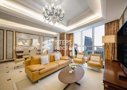 صورةغرفة المعيشة لـ: شقة - 2 غرف نوم - 3 حمامات للكراء في شارع الشط - الخليج الغربي - الدوحة, صورة 1