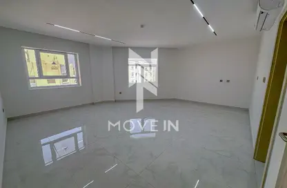 Apartment - 2 Bedrooms - 2 Bathrooms for rent in Madinat Khalifa Building 58 - Madinat Khalifa South - Madinat Khalifa - Doha