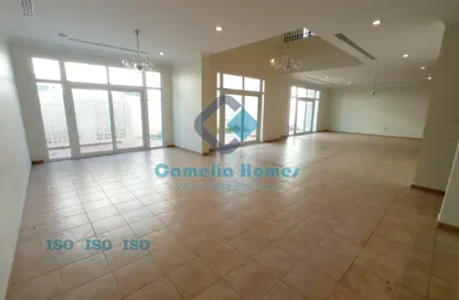 مجمع سكني - 3 غرف نوم - 4 حمامات للايجار في فلل عين خالد - عين خالد - الدوحة
