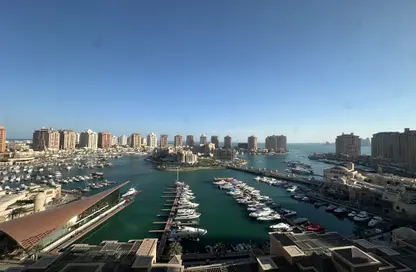شقة - 2 غرف نوم - 3 حمامات للبيع في طريق بورتو الشرقي - بورتو أرابيا - جزيرة اللؤلؤة - الدوحة