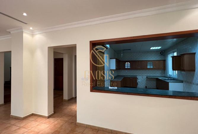942981 - Property Image 2