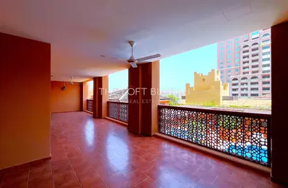 Apartment - 2 Bedrooms - 3 Bathrooms for rent in Tower 11 - Porto Arabia - The Pearl Island - Doha