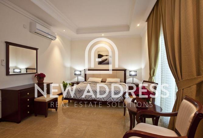 992811 - Property Image 2