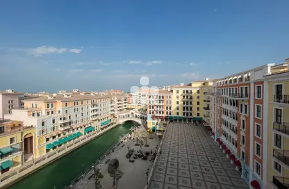 Apartment - 2 Bedrooms - 3 Bathrooms for rent in Nobili - Qanat Quartier - The Pearl Island - Doha