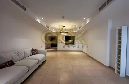 Apartment - 1 Bedroom - 2 Bathrooms for sale in East Porto Drive - Porto Arabia - The Pearl Island - Doha
