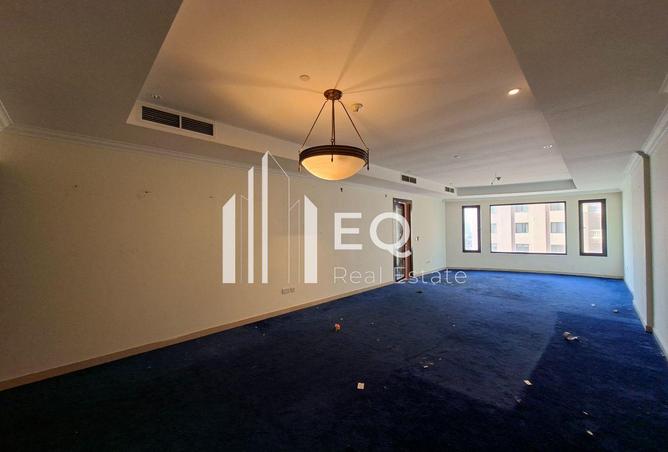 955371 - Property Image 3